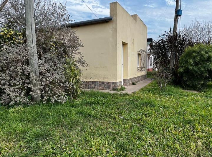 Casa · 100m² · 2 Dormitorios · 1 Cochera