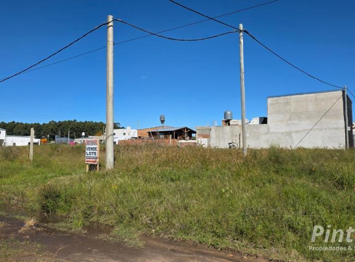 Terreno · 271m²