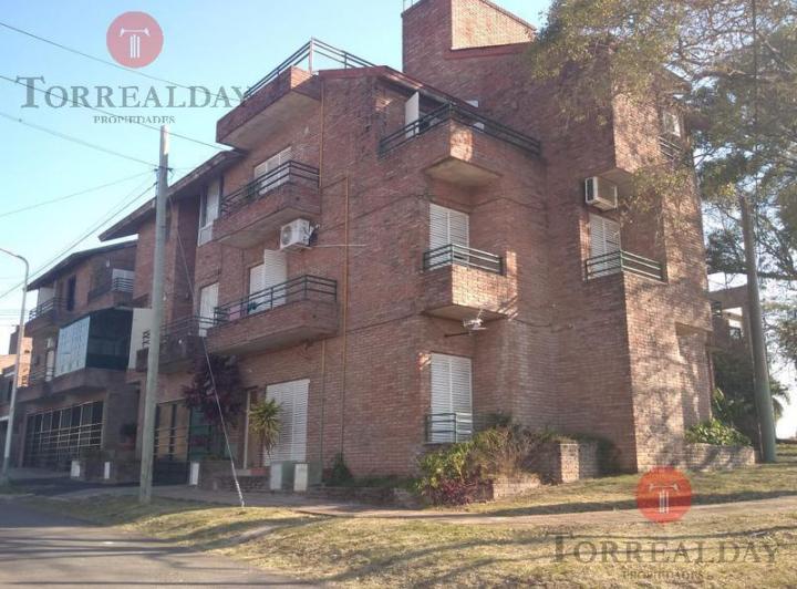 Departamento · 94m² · 5 Ambientes