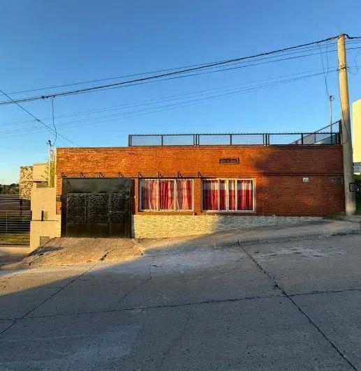 Casa · 104m² · 1 Cochera