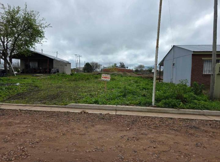 Terreno · 272m²