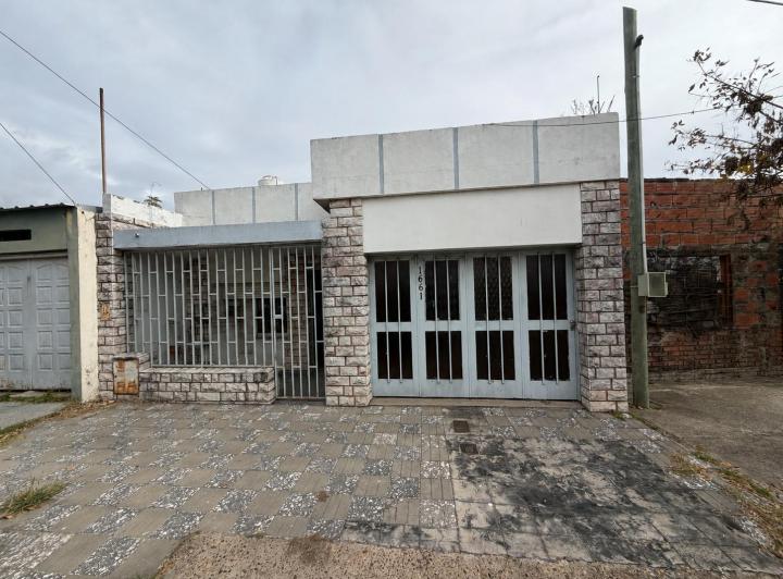 Casa · 133m² · 6 Ambientes · 1 Cochera