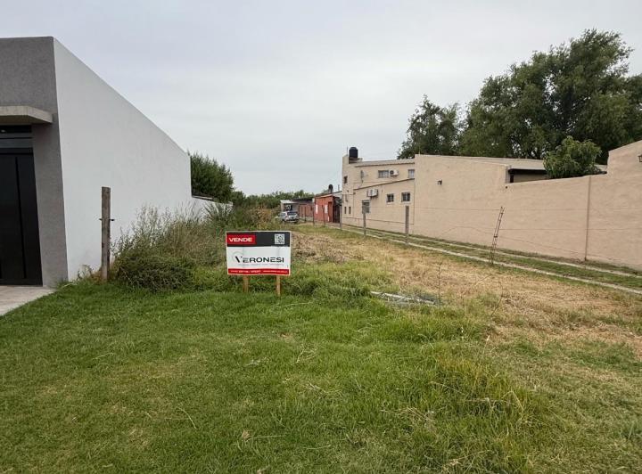 Terreno · 828m²
