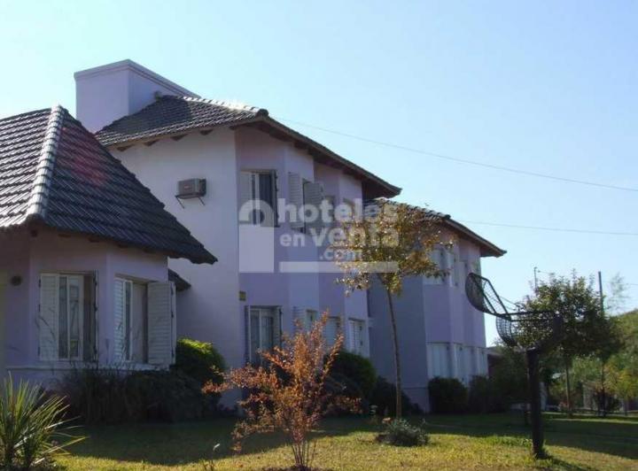 Hotel · 214m²