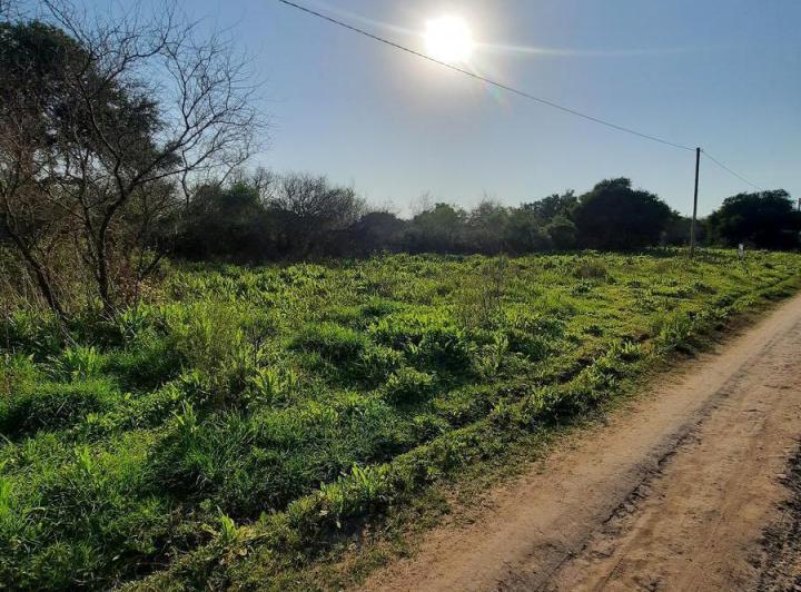 Terreno · 841m²