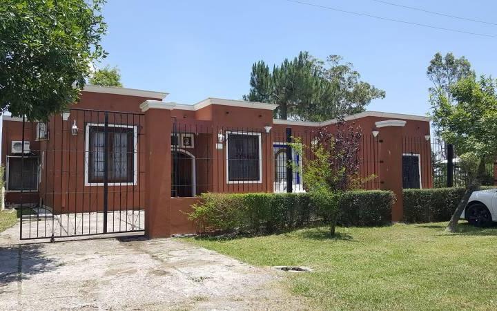 Casa · 130m² · 3 Dormitorios · 1 Cochera