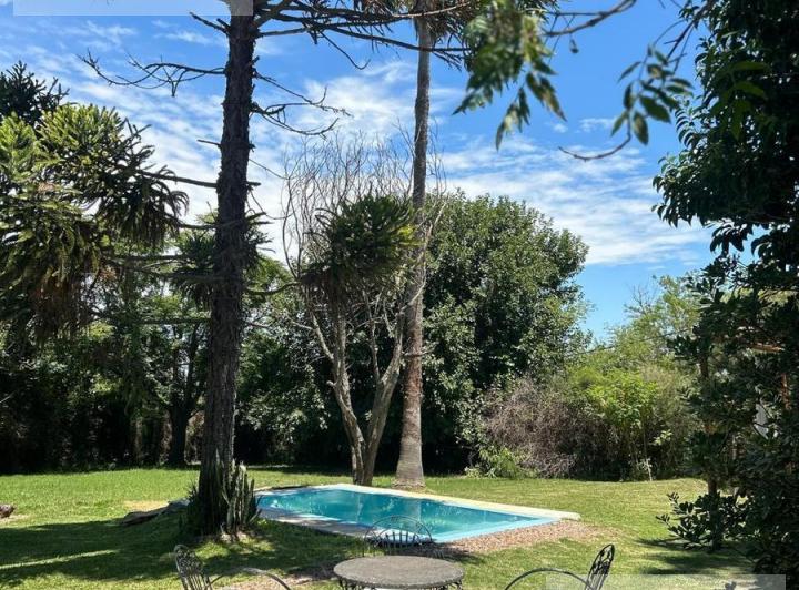 Casa · 40m² · 1 Ambiente · 2 Cocheras