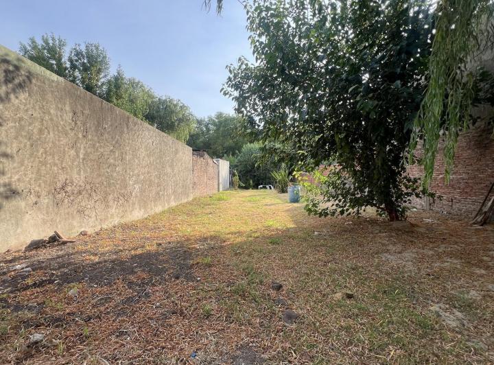Terreno · 450m²