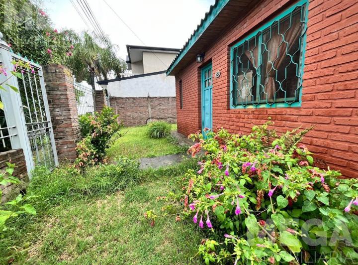 Casa · 60m² · 4 Ambientes · 1 Cochera