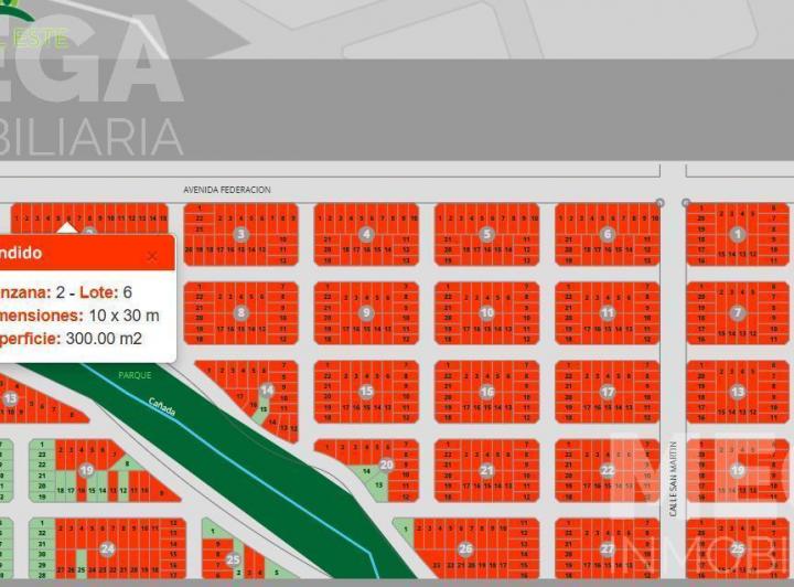 Terreno · 300m²