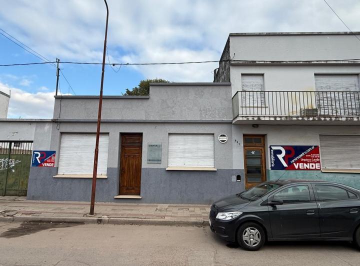 Casa · 312m² · 3 Dormitorios · 1 Cochera