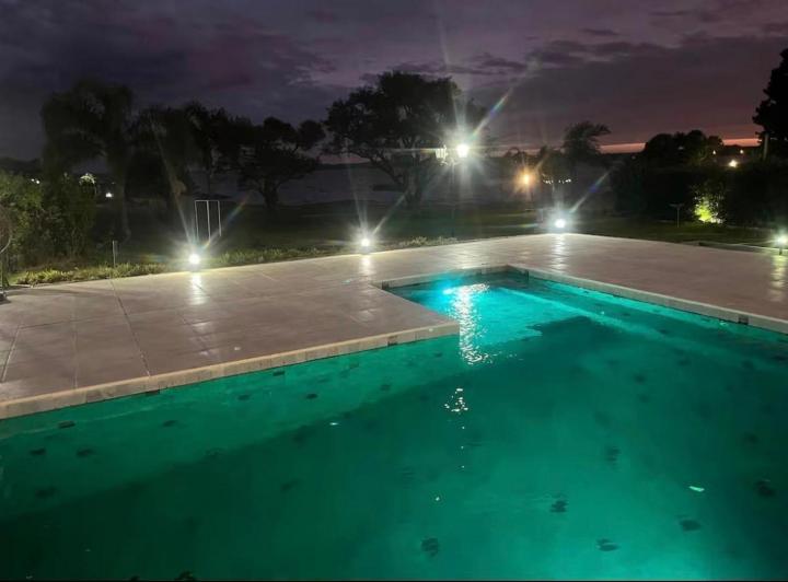 Casa · 260m² · 4 Ambientes · 1 Cochera
