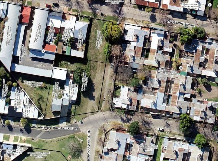 Terreno · 300m²
