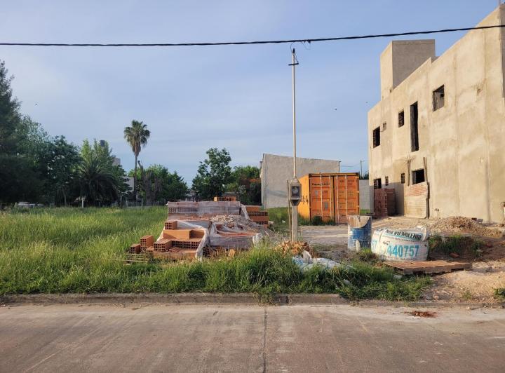 Terreno · 223m²