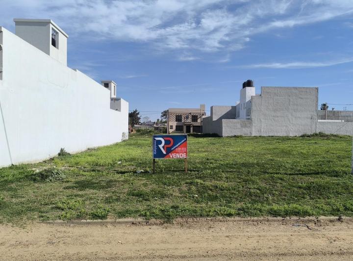 Terreno · 300m²