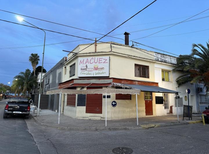 Local comercial · 102m² · 2 Ambientes