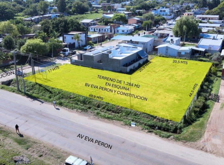 Terreno · 1264m²