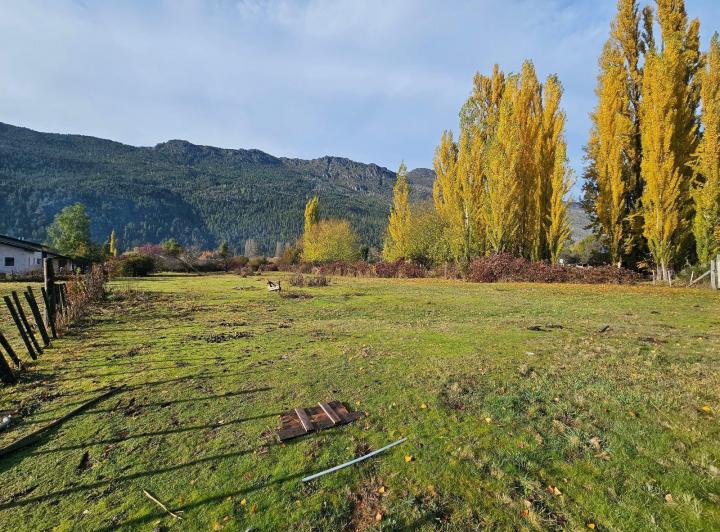 Terreno · 2600m²