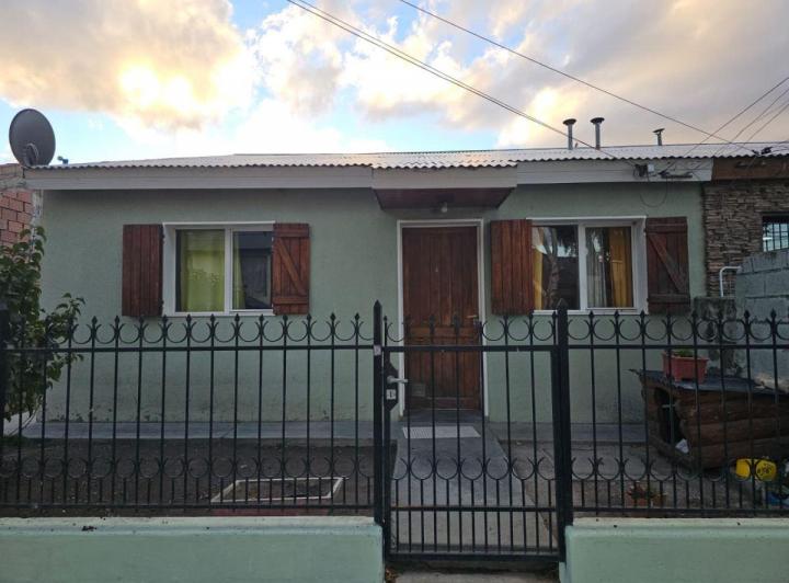 Casa · 190m² · 5 Ambientes · 1 Cochera