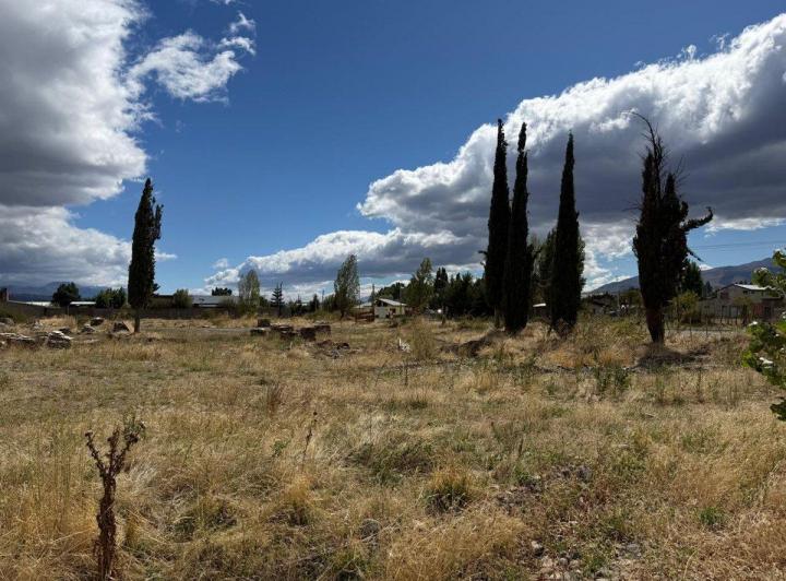 Terreno · 9968m²