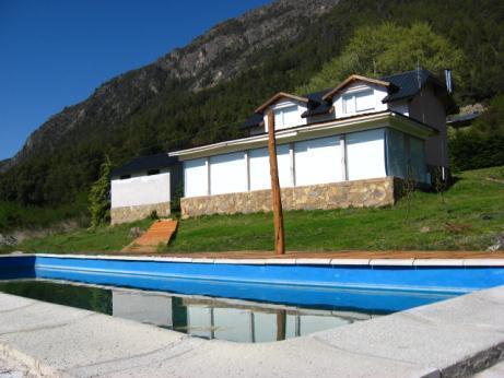 Casa · 220m² · 3 Dormitorios