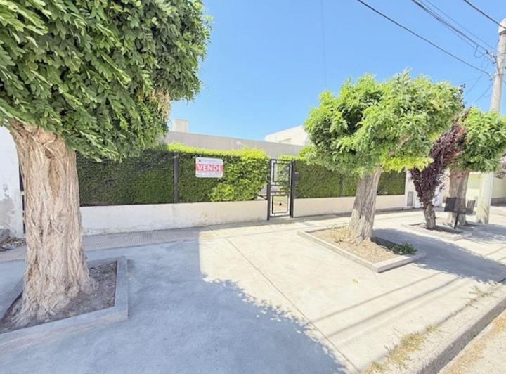 Casa · 180m² · 7 Ambientes · 1 Cochera