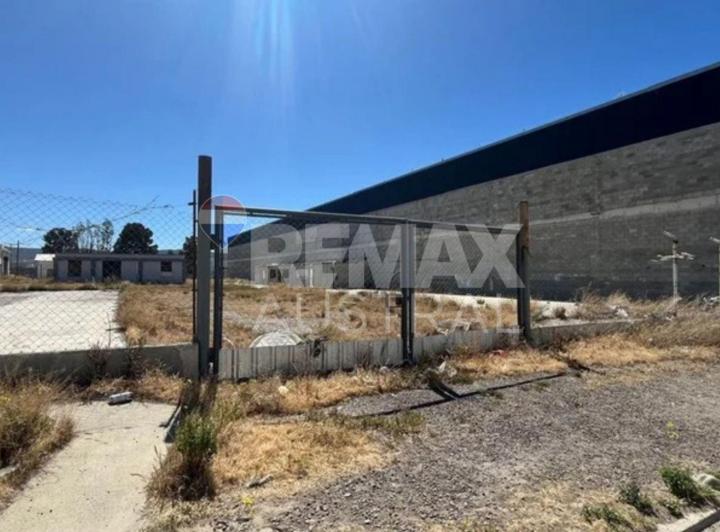 Terreno · 2171m²
