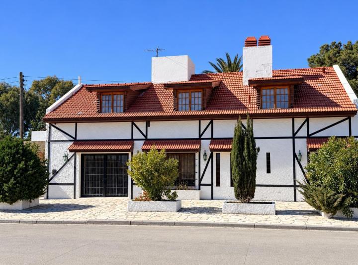 Casa · 351m² · 4 Ambientes