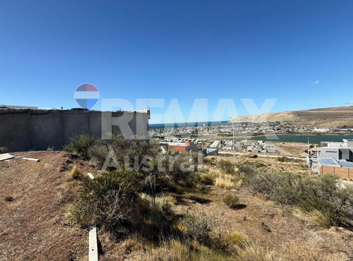 Terreno · 450m²