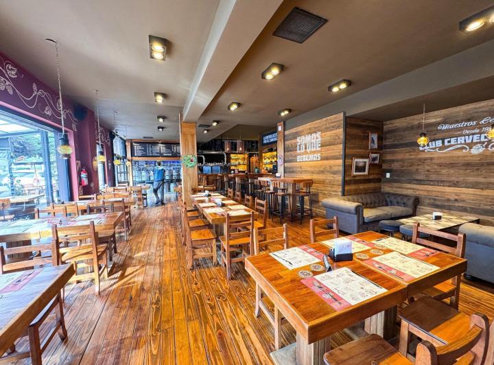 Local comercial · 475m²