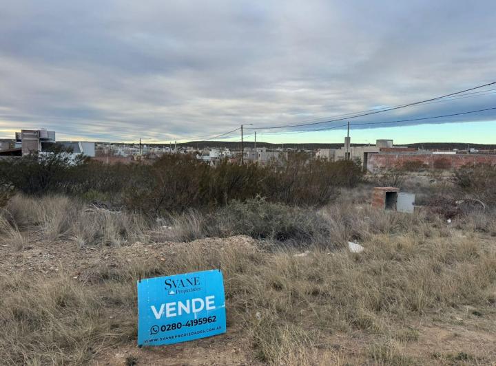 Terreno · 384m²