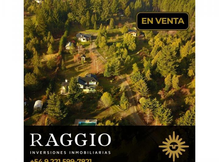 Casa · 50000m² · 16 Ambientes · 2 Cocheras