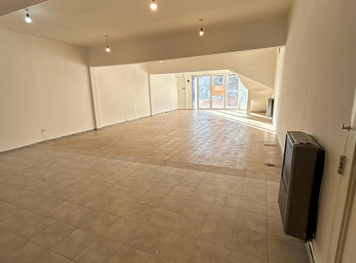 Local comercial · 125m² · 2 Ambientes
