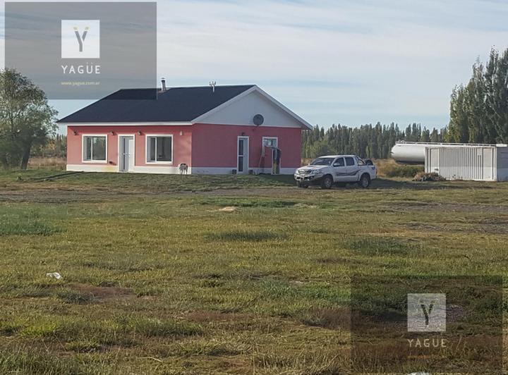 Campo · 850m² · 3 Ambientes · 5 Cocheras