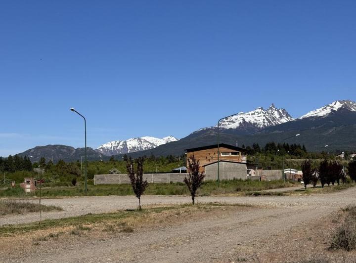 Terreno · 450m²