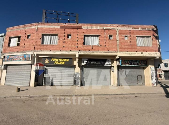 Local comercial · 249m²