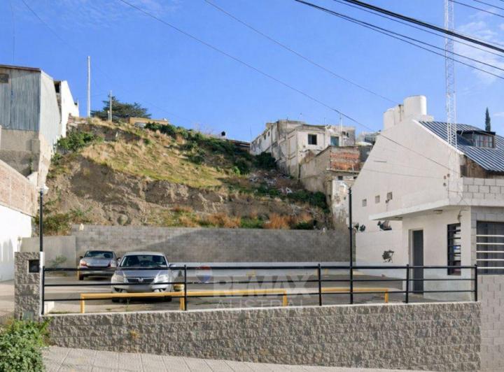 Terreno · 1007m²
