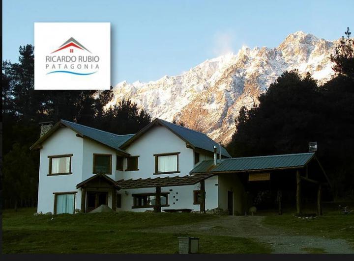 Casa · 280m² · 4 Dormitorios · 1 Cochera