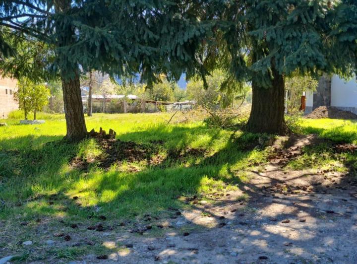 Terreno · 862m²