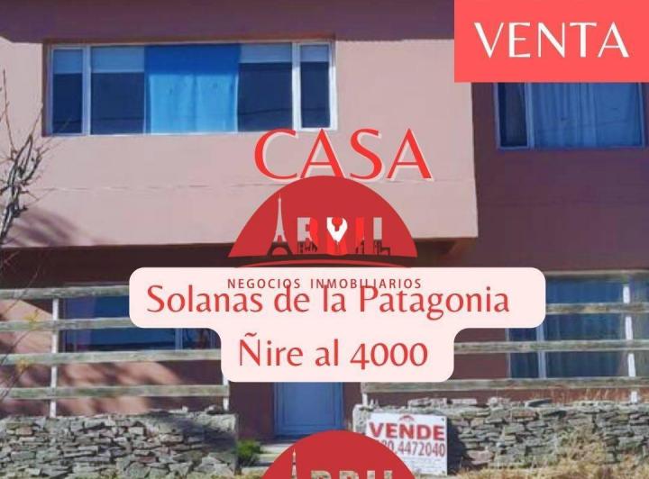 Casa · 238m² · 5 Ambientes · 2 Cocheras