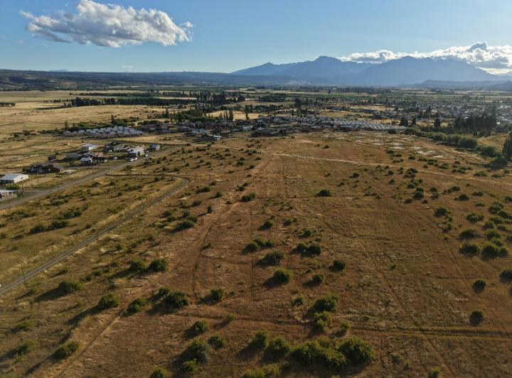 Terreno · 317m²