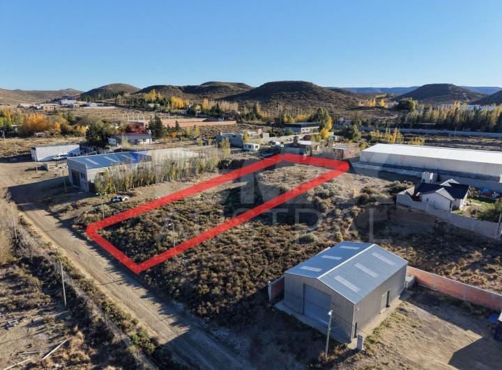 Terreno · 1605m²