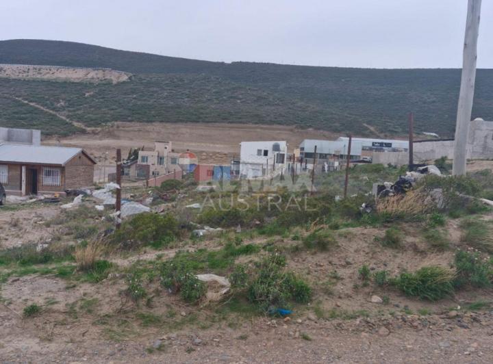 Terreno · 600m²