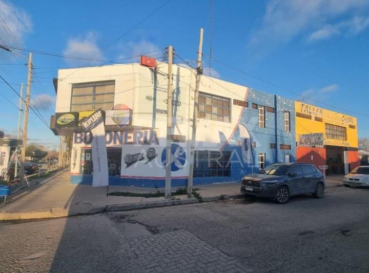 Local comercial · 432m²