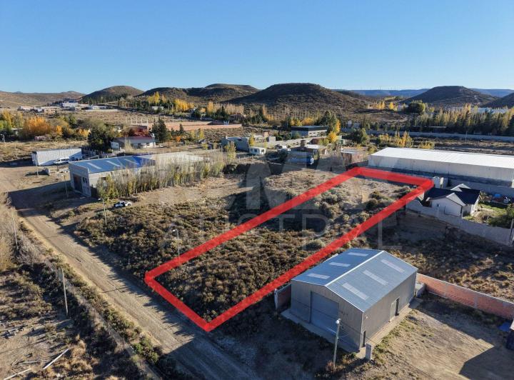 Terreno · 1628m²