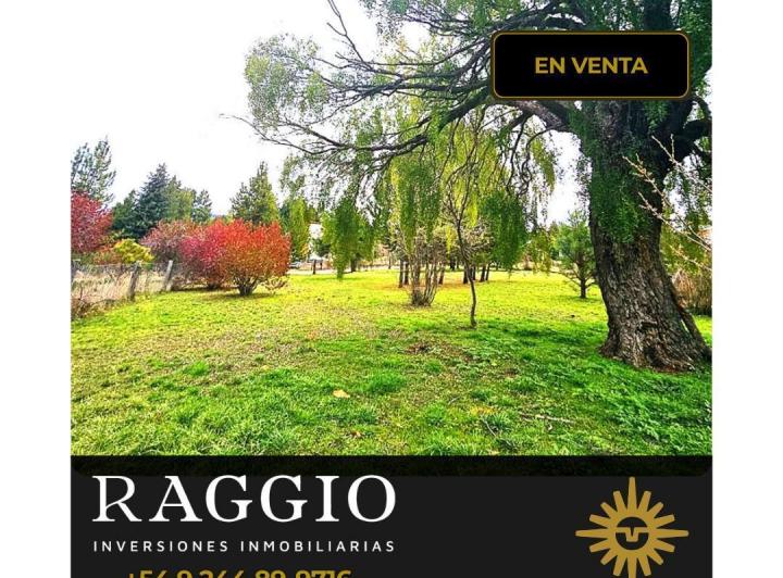 Terreno · 909m²