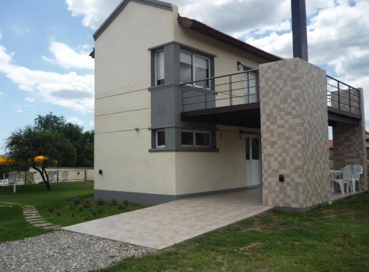 Casa · 280m² · 3 Ambientes · 2 Cocheras