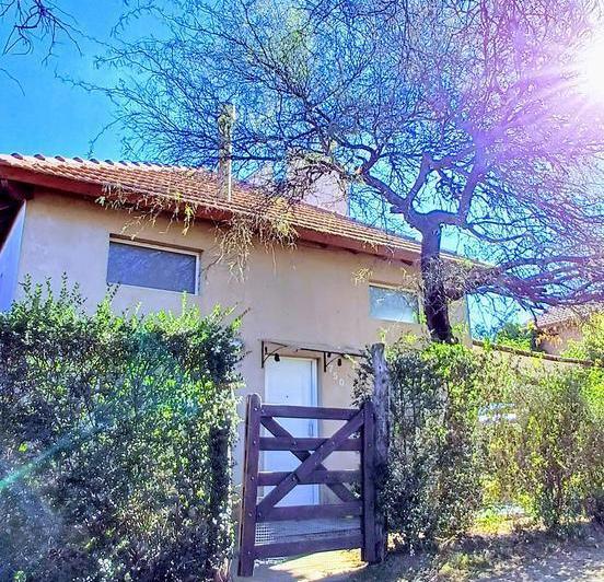 Casa · 130m² · 6 Ambientes · 1 Cochera
