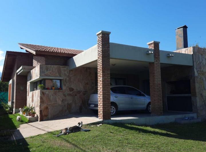 Casa · 3 Ambientes · 1 Cochera