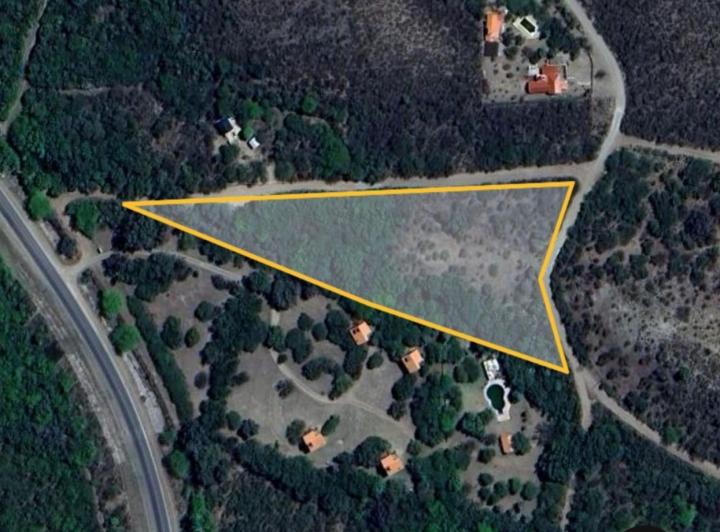 Terreno · 7647m²